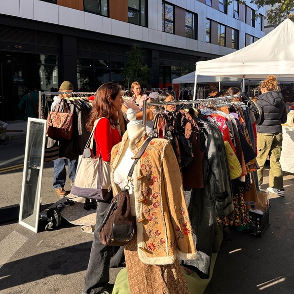 Meet your Posher, Rian - Picture 6 of 10